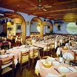 Hotel Cesari