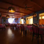 Cesari Hotel *