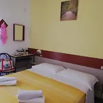 מלון Cesari רימיני