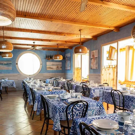 Hotel Cesari