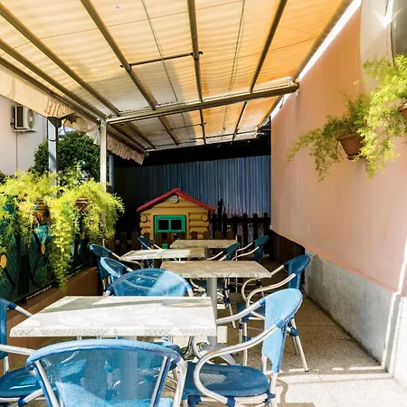 Hotel Cesari