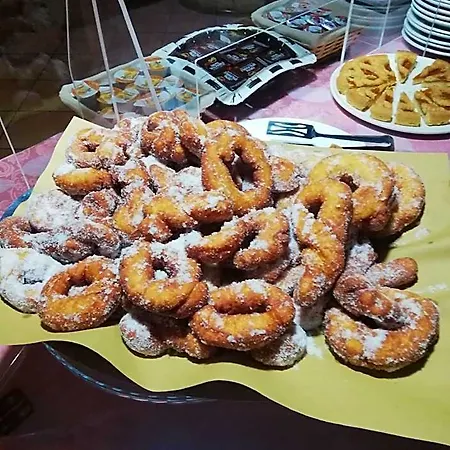 Cesari מלון *